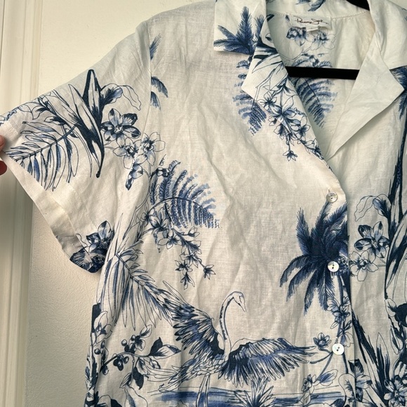 Women's Blue and White Linen Blend Resortwear Button Down Shirt Size Large - Picture 2 of 6